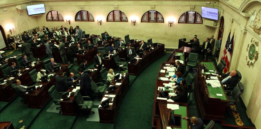 La Cámara de Representantes limita el alcance de las protestas (horizontal-x3)