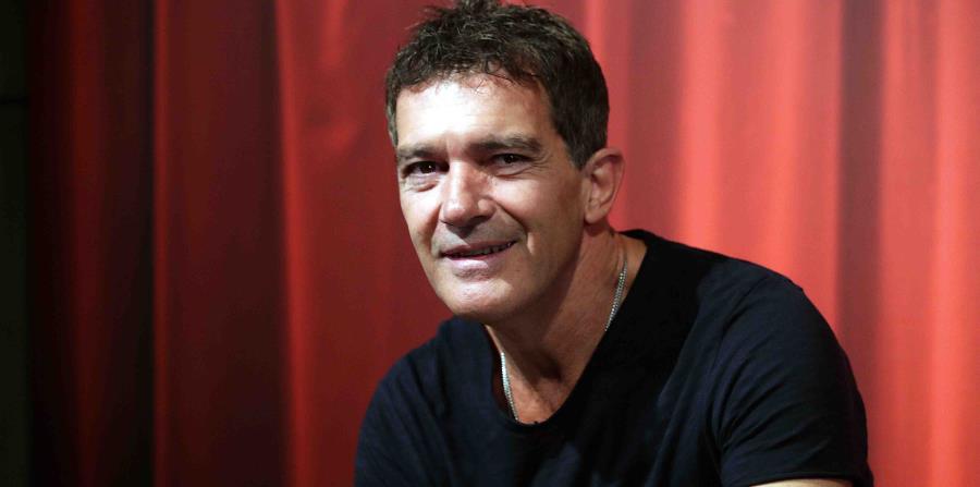 antonio banderas (horizontal-x3)
