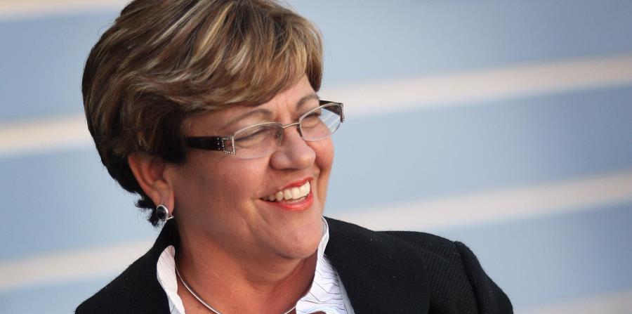 María
