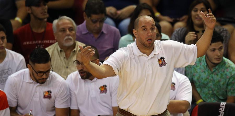Carlos González viene de dirigir a los Piratas de Quebradillas en el BSN. (GFR Media) (horizontal-x3)