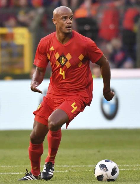 Vincent Kompany (vertical-x1)