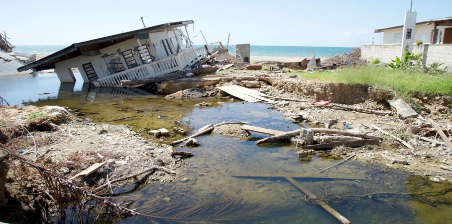 La propuesta de la Asociación de Constructores de Puerto Rico busca evitar que quienes sufrieron pérdidas en sus casas vuelvan a construir residencias poco seguras en la misma ubicación vulnerable. (GFR Media) (horizontal-x3)