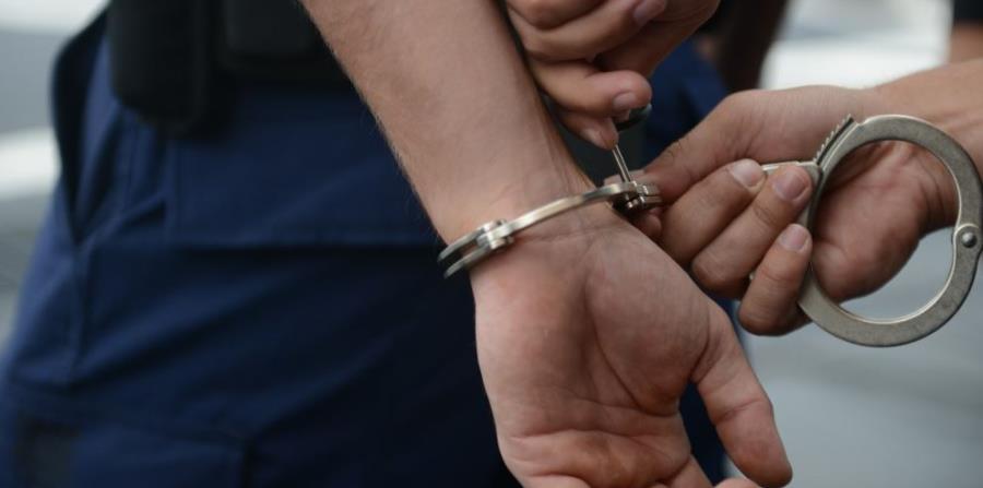 Junto a Solís Carrasco, también se arrestó a Héctor Fontánez Caraballo y a Alexander Arocho Pérez. (horizontal-x3)