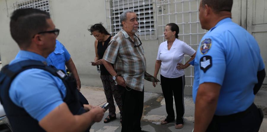 Andy Montañez llegó hasta el lugar en Trastalleres.