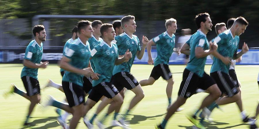 Kroos anotó el gol de la victoria de Alemania el sábado. (AP) (horizontal-x3)