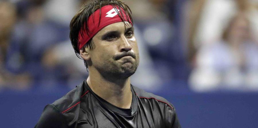 Ferrer abandonó el Abierto en el segundo set por una lesión en la batata izquierda. (horizontal-x3)