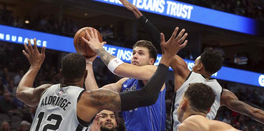 Los Mavericks de Dallas se imponen ante los Spurs de San Antonio - El Nuevo Dia.com