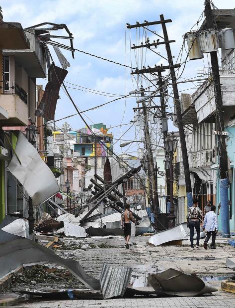 En esa categoría de construcción y reparación de estructuras, el cuarto contrato más grande registrado es el de $248,582 otorgado por la Oficina para el Mejoramiento de la Escuelas Públicas (OMMEP) a LCS Management Services. (vertical-x1)