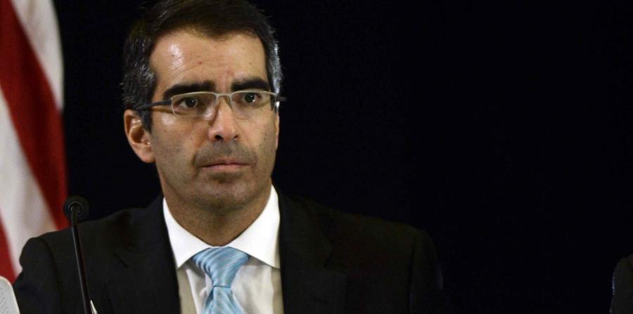 Carlos García es uno de los miembros de la Junta. ( (horizontal-x3)