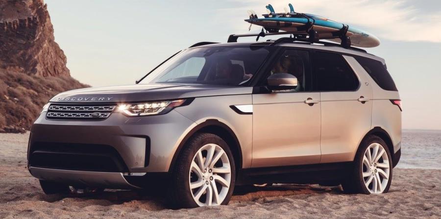 Vista de la Land Rover Discovery del 2017. (horizontal-x3)