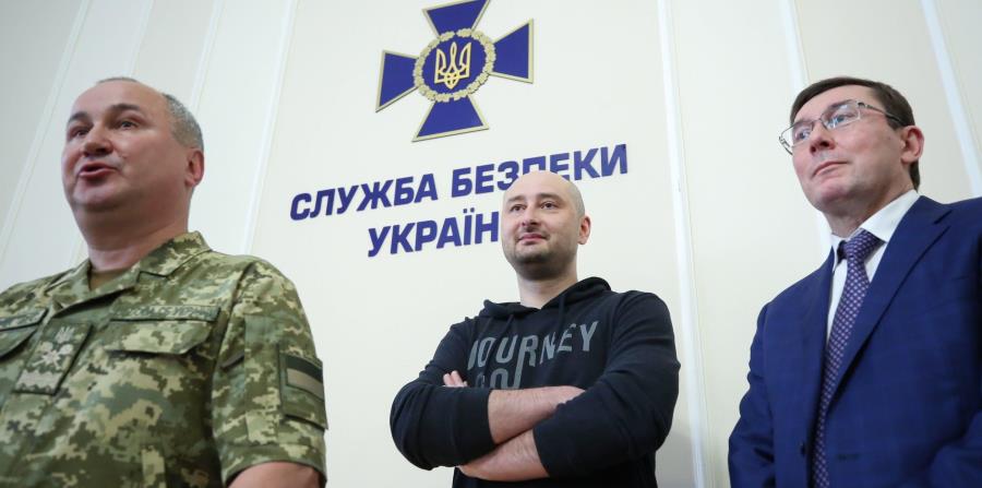 Arkady Bábchenko (horizontal-x3)