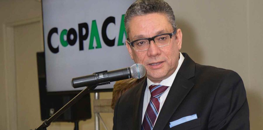 En la foto está William Méndez Pagán, presidente ejecutivo de Coopaca. (horizontal-x3)