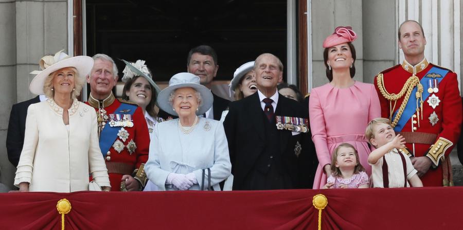 Reyes De Inglaterra Celebran 70 Años De Matrimonio El Nuevo Día 3440