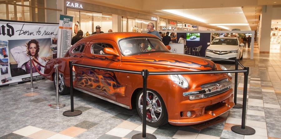 Durante el PRIAS la Cooperativa de Seguros Múltiples tendrá en exhibición un auto de colección reconstruido a mano por el puertorriqueño, Alejandro Martínez, un Chevrolet del 1950, llamado Rust Killer. (horizontal-x3)
