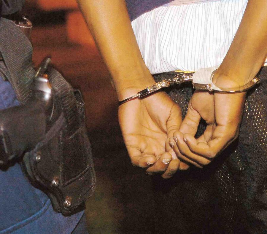 Las dos personas imputadas fueron arrestadas en San Sebastián. (GFR Media) (semisquare-x3)