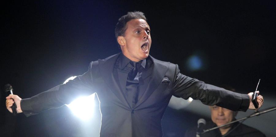 Luis Miguel (horizontal-x3)