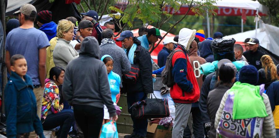 Unos venezolanos van y otros vuelven, todos cargados de incertidumbre (horizontal-x3)