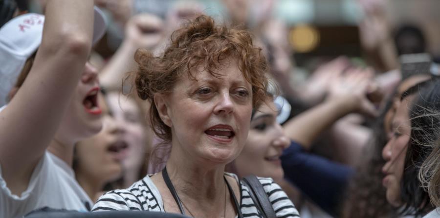 Susan Sarandon (horizontal-x3)
