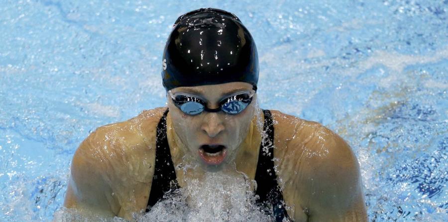 Esta foto del 30 de julio del 2012 muestra a la estadounidense Ariana Kukors compitiendo en los 200 metros en la categoría femenina individual en el Aquatics Centre en el Olympic Park, durante las Olimpiadas de Verano en Londres. (AP) (horizontal-x3)