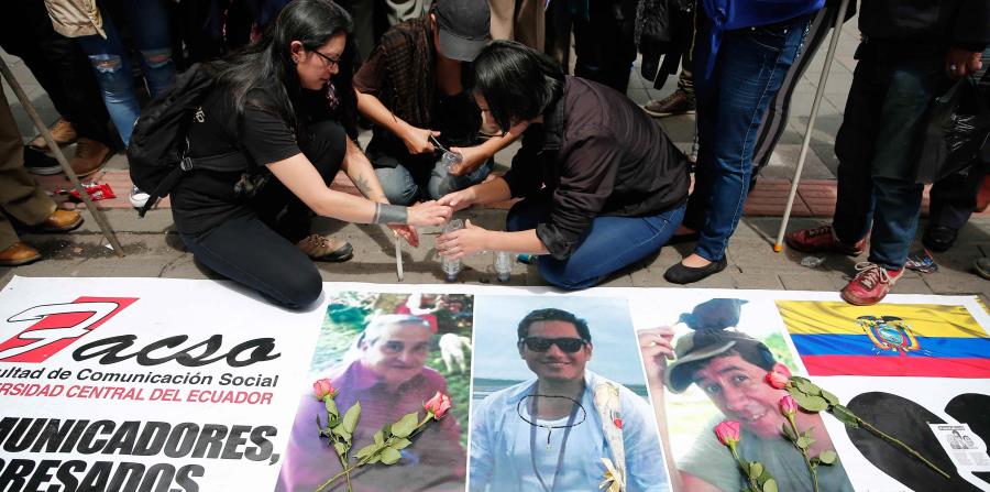 Los restos de Javier Ortega; Paúl Rivas, fotógrafo, y Efraín Segarra, conductor, serán repatriados este martes a su país (horizontal-x3)