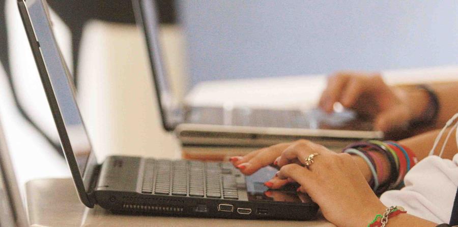 La agencia intenta tener el equipo y la infraestructura necesaria para que todos los estudiantes pueda tomar pruebas en internet y tengan acceso a información en línea. (GFR Media) (horizontal-x3)