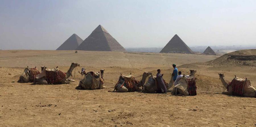 Hallan tumba más de 4,000 años en afueras de El Cairo (horizontal-x3)