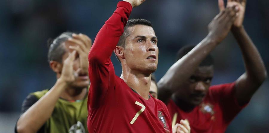 cristiano ronaldo (horizontal-x3)