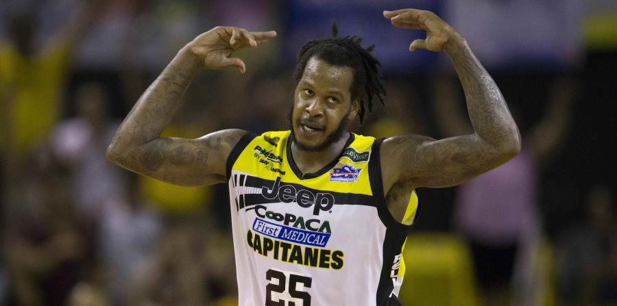 Davon Jefferson logró un doble-doble al acumular 24 puntos y 10 rebotes para encabezar la ofensiva de los Capitanes. (horizontal-x3)