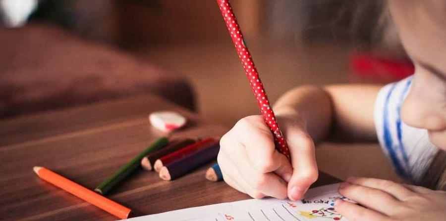 El 80% de los niños sin escolarizar viven en los 65 países asociados de la AME. (horizontal-x3)