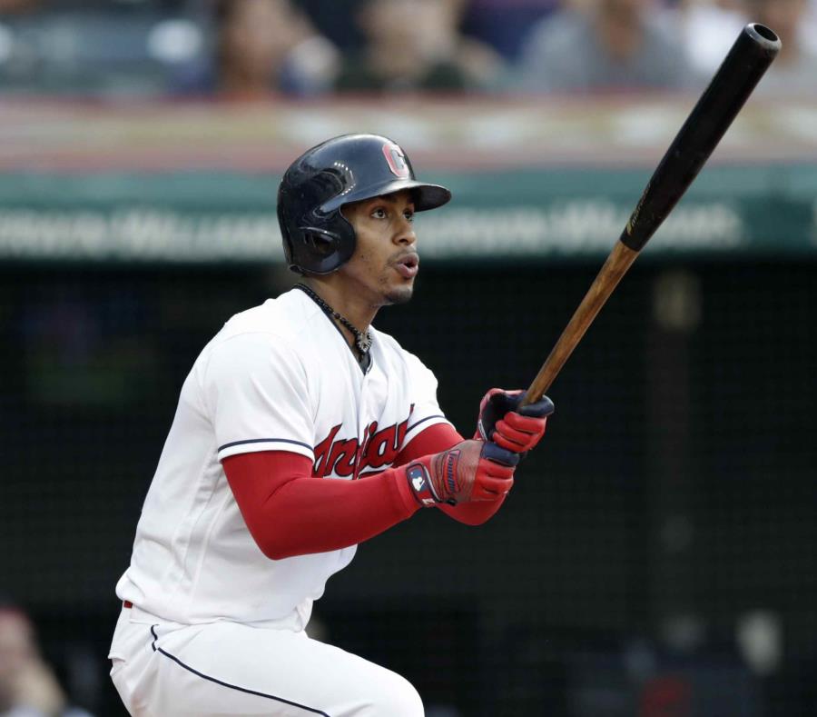 El puertorriqueño Francisco Lindor pegó un jonrón en la novena entrada del encuentro. (AP) (semisquare-x3)
