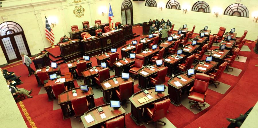 Tanto la Cámara como el Senado tienen órdenes administrativas para exigir el registro de cabilderos. (horizontal-x3)