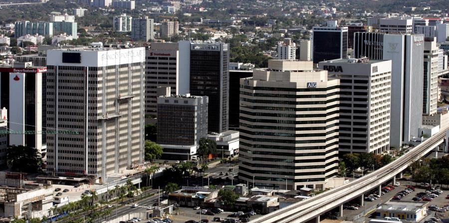 La banca se pone al día luego del ciclón (horizontal-x3)