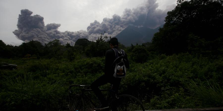 Volcán de Fuego (horizontal-x3)