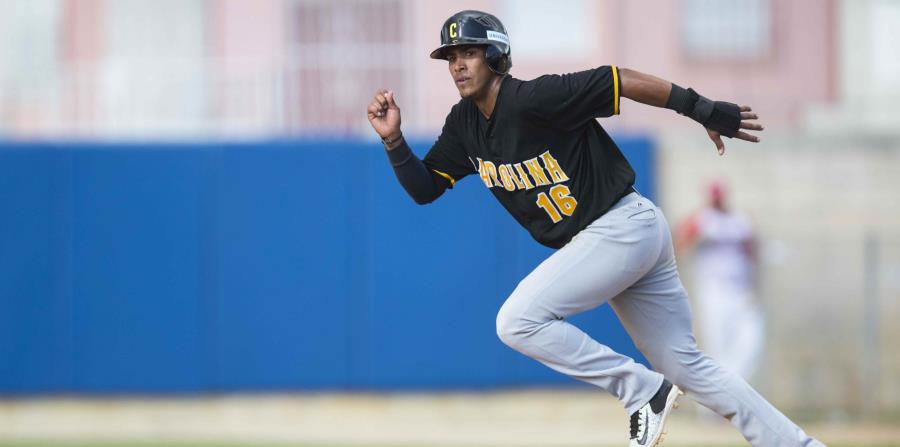 Aldemar Burgos fue el campeón bate y el Novato del Año en la pasada campaña con los Gigantes. (GFR Media) (horizontal-x3)