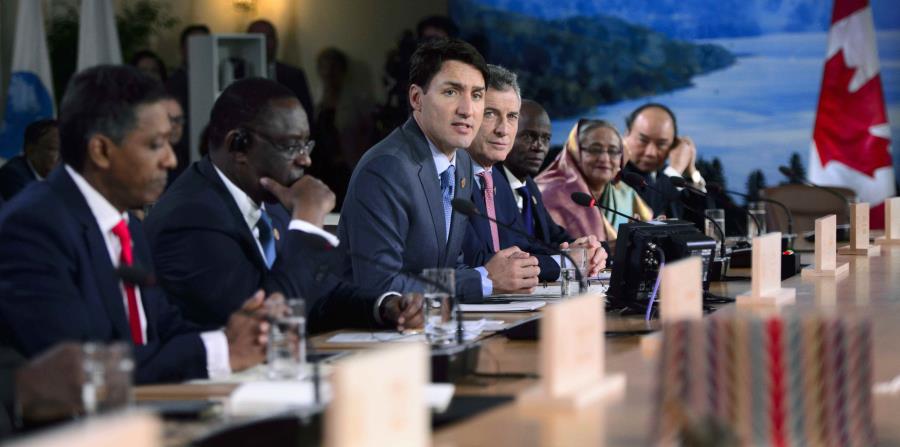 El primer ministro de Canadá, Justin Trudeau, participa de una sesión del G-7 en Quebec. (AP) (horizontal-x3)