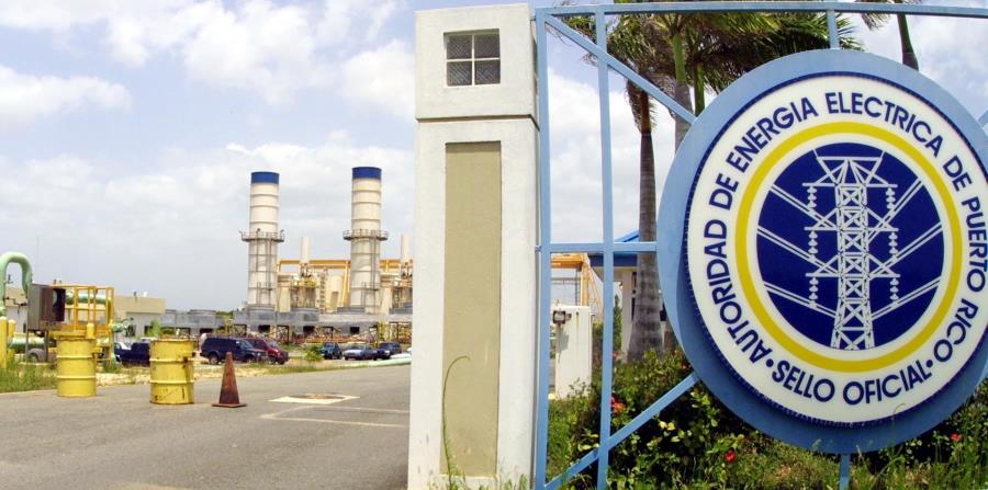 Imagen de la entrada de la central Cambalache, en Arecibo. (GFR Media) (horizontal-x3)