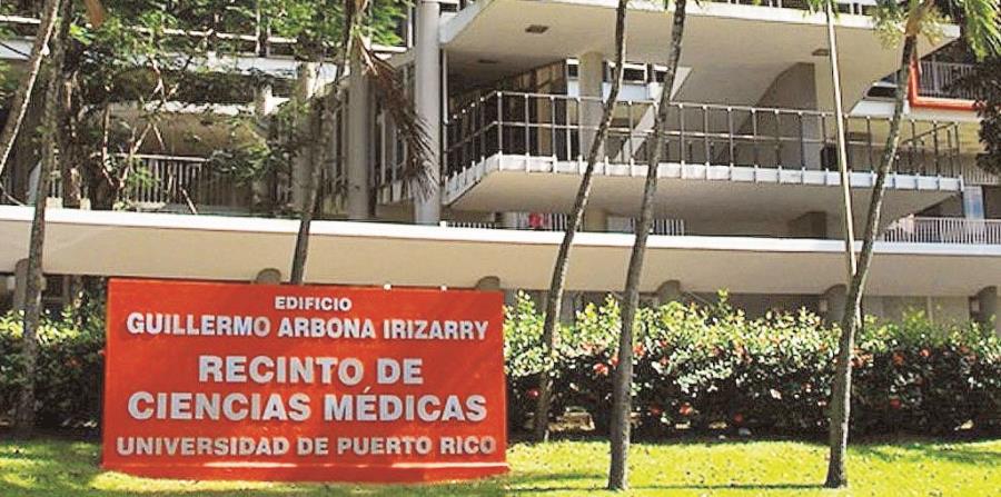 Después del huracán María, miembros de la facultad y estudiantes crearon las