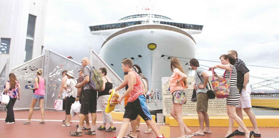 Junio de 2018 cerró con la llegada de 134,903 cruceristas. (GFR Media) (horizontal-x3)