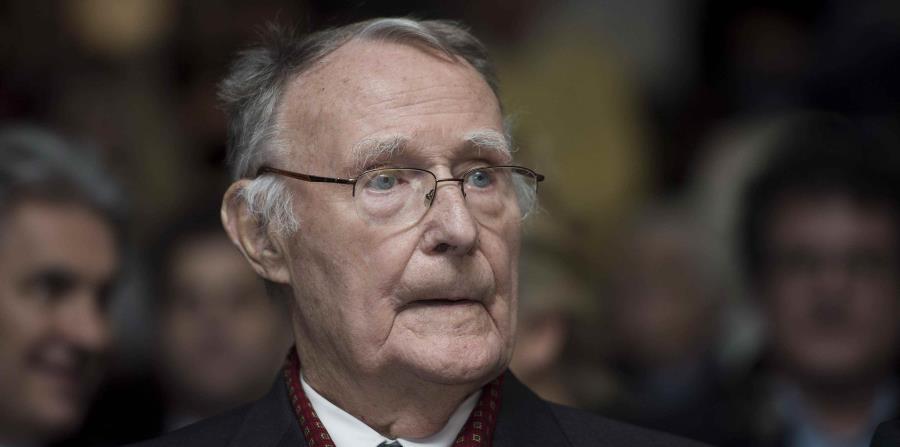El fundador de IKEA, Ingvar Kamprad durante la inauguración del la cátedra de Margaretha Kamprad de medioambiente en el instituto tecnológico de Lausana, Suiza (horizontal-x3)