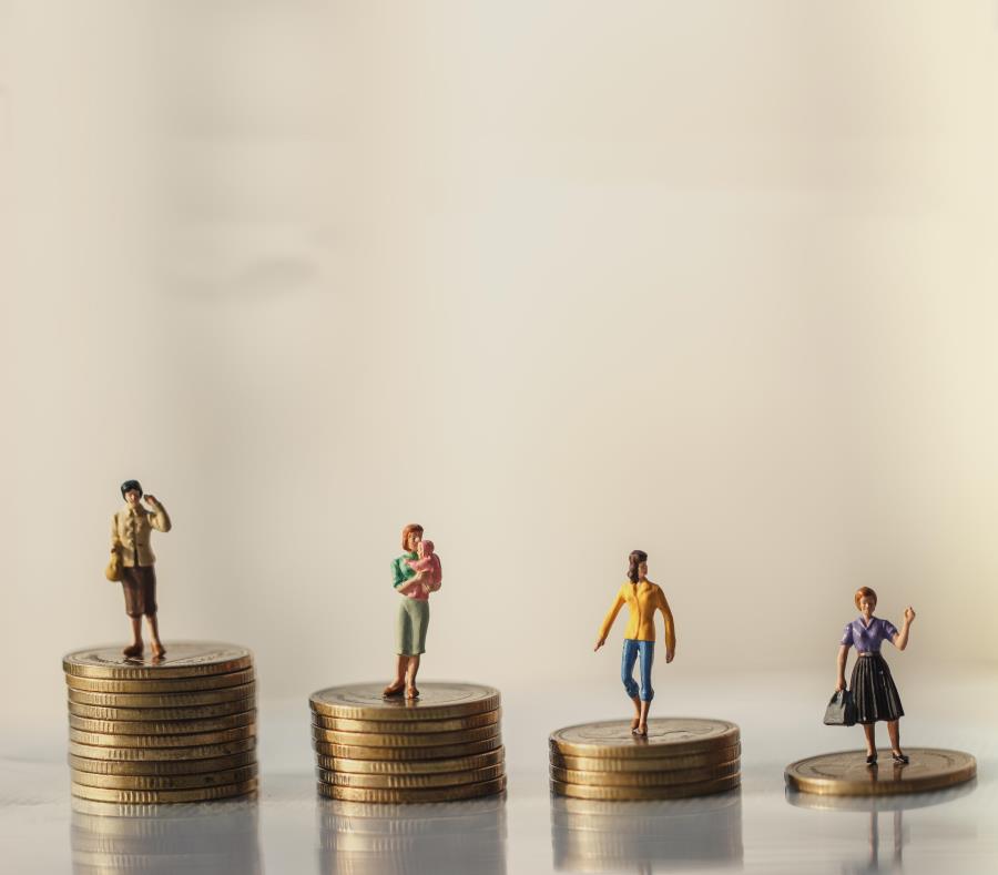 Quienes trabajan por cuenta propia tienen la opción de crear sus propias cuentas de IRA o Keogh para ahorrar de acuerdo con sus ganancias. (Shutterstock) (semisquare-x3)