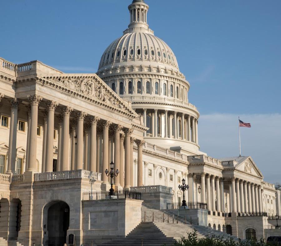 The intention of leadership of the Senate Finance Committee is to approve the reauthorization of the CHIP program before the law expires on September 30 (semisquare-x3)