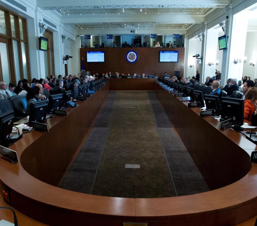 The IACHR will examine the complaints filed by lawyer Gregorio Igartúa and former Governor Pedro Rosselló against the United States. (semisquare-x3)
