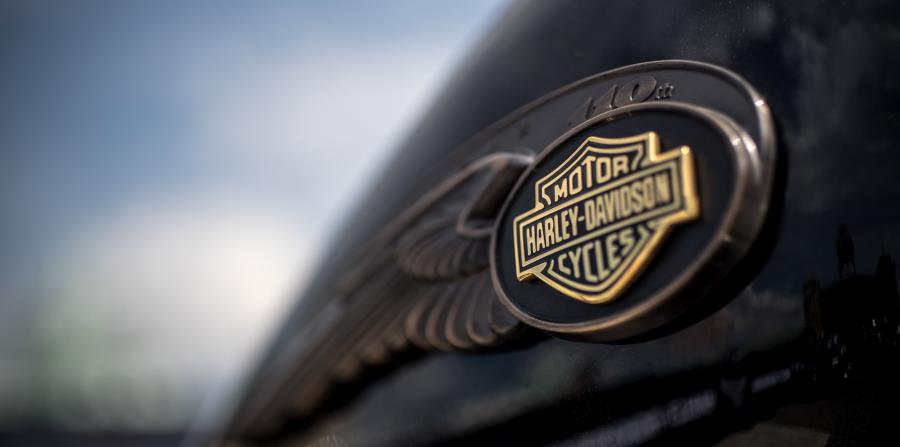 La empresa Harley-Davidson indicó en julio que pronostica que los nuevos aranceles le representarán un costo de hasta $100 millones al año. (EPA / Martin Divisek) (horizontal-x3)