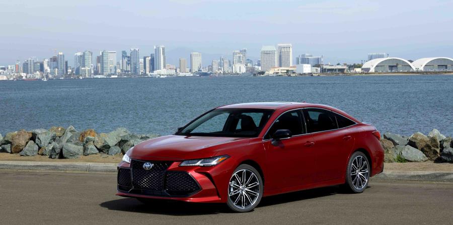 Toyota Avalon del 2019 (horizontal-x3)