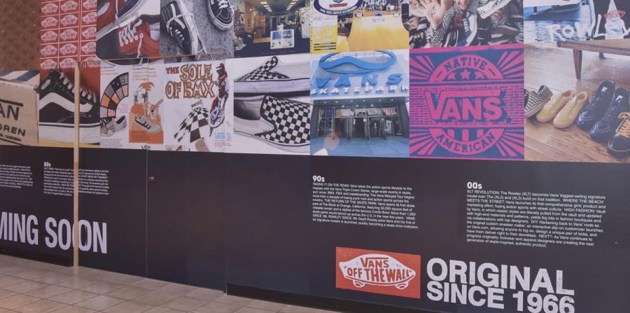 plaza las americas vans store