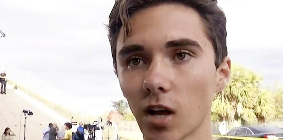 El sobreviviente del tiroteo en una escuela de Florida, David Hogg (horizontal-x3)