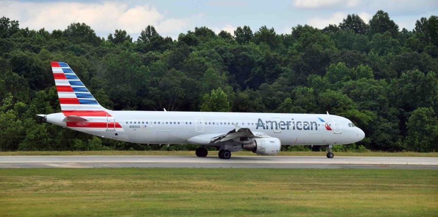 American Airlines (horizontal-x3)