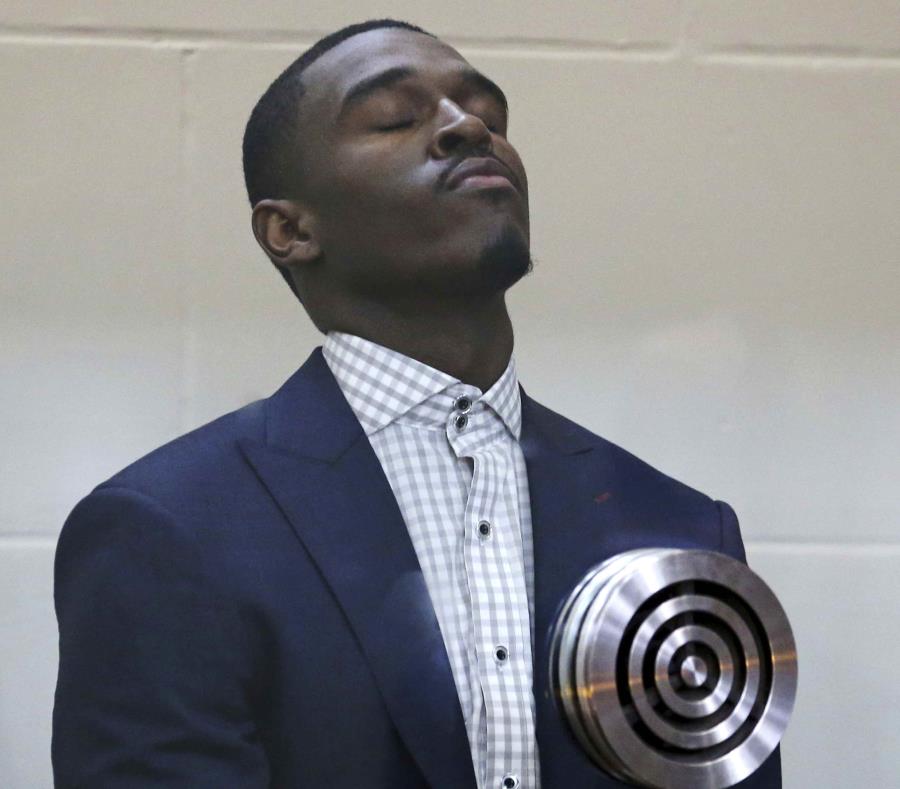 Le fue fijada una fianza de $50,000. (AP / Angela Rowlings / The Boston Herald) (semisquare-x3)
