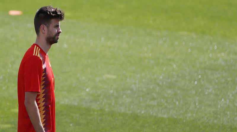 Pirqué sintió la molestia en la rodilla durante el entrenamiento. (EFE) (horizontal-x3)