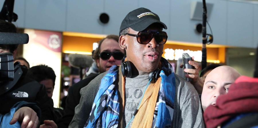 Rodman hizo escala en Pekín de camino a Pyongyang para mantener un encuentro con el líder norcoreano Kim Jong-un y con jugadores de baloncesto norcoreanos. (horizontal-x3)
